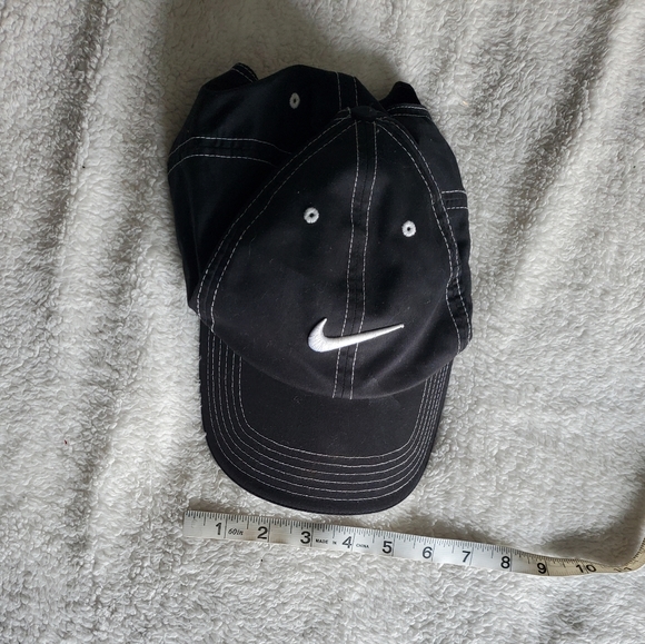 Nike Golf black hat cap adjustable one size fits most - Picture 8 of 8